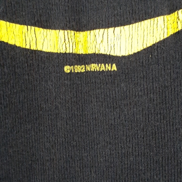 TRUE VINTAGE 90s Nirvana smiley tee - Picture 3 of 6